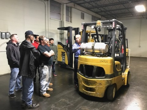 b2ap3_large_b2ap3_thumbnail_Forklift-Safety-Training-Class-Hands-On