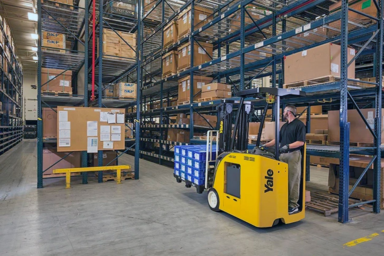 Yale electric forklift